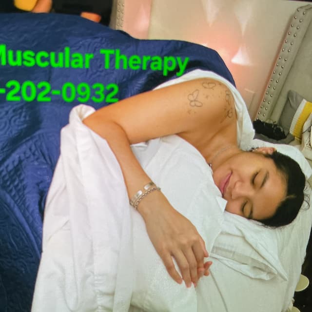 Prenatal Massage 60 mins save$90 at Valencia Muscular Therapy in San Antonio, TX